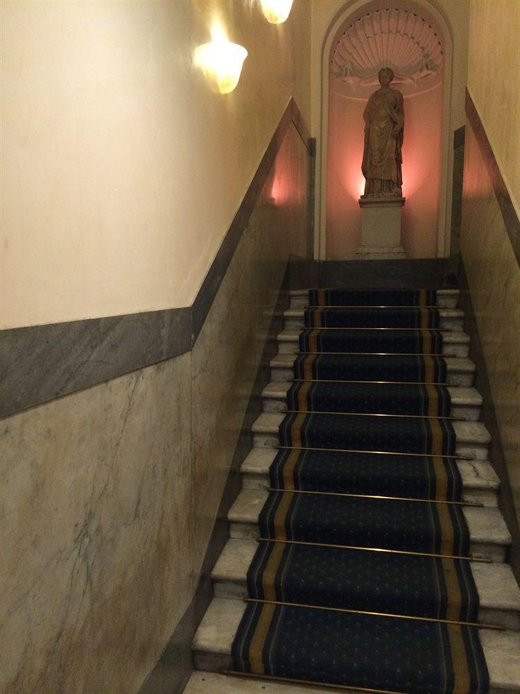 Hotel Traiano Řím Exteriér fotografie